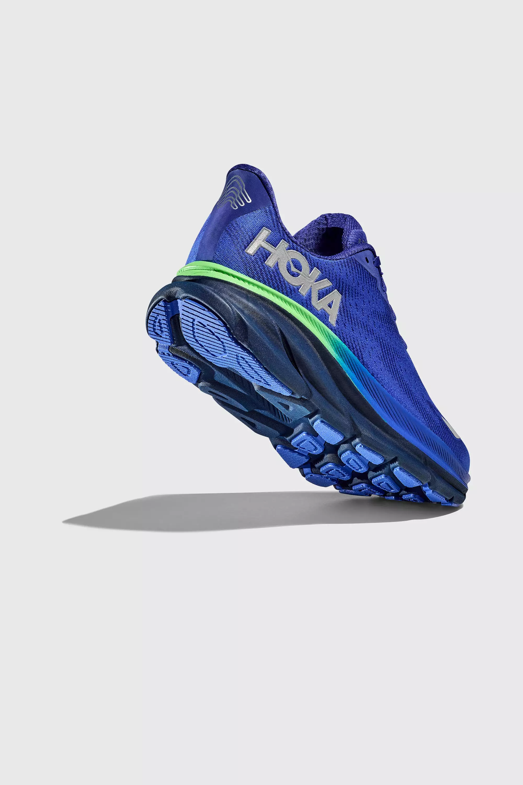 HOKA Men's Clifton 9 GTX in Dazzling Blue/Evening Sky