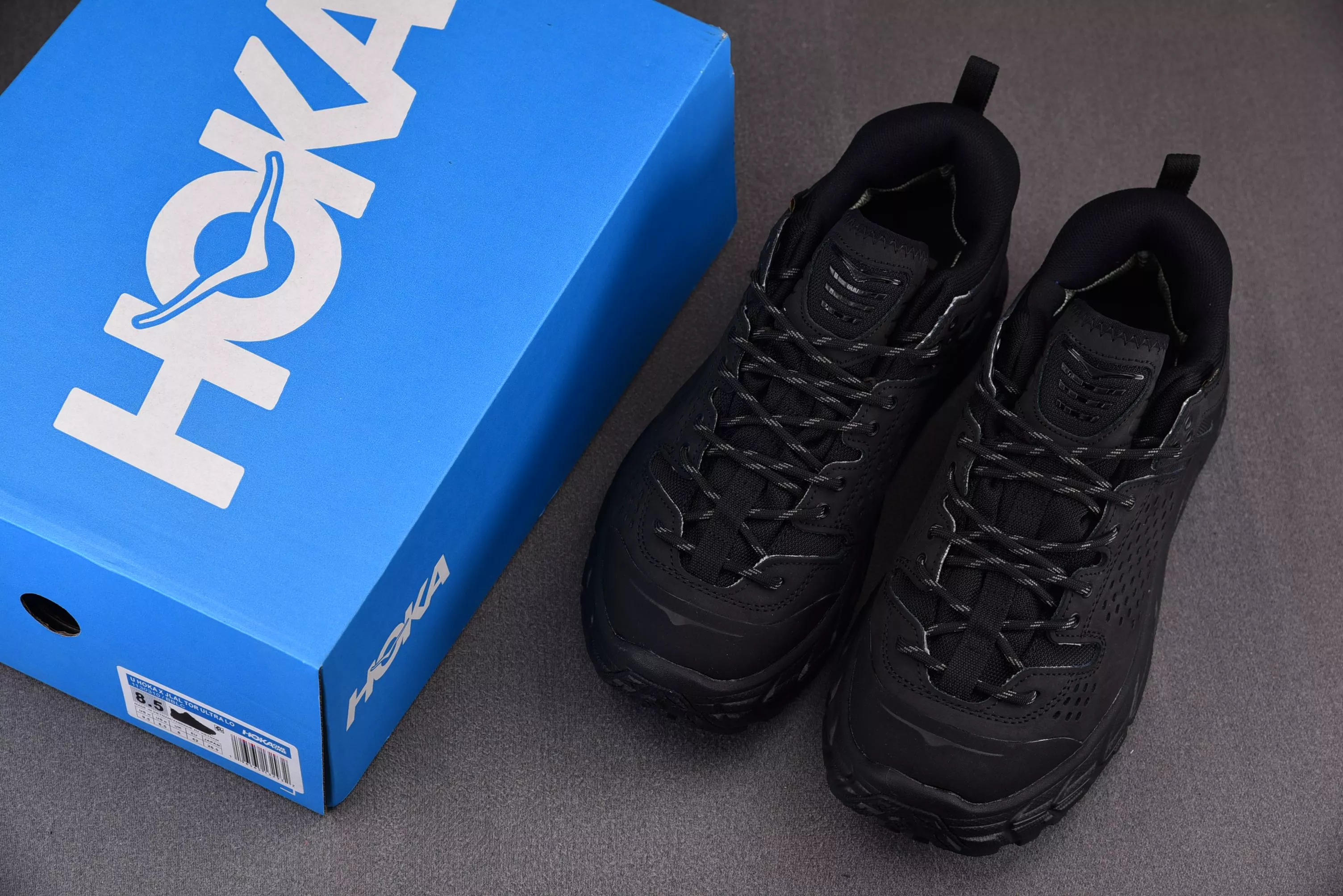 Hoka One One Tor Ultra Low Black (All Gender)