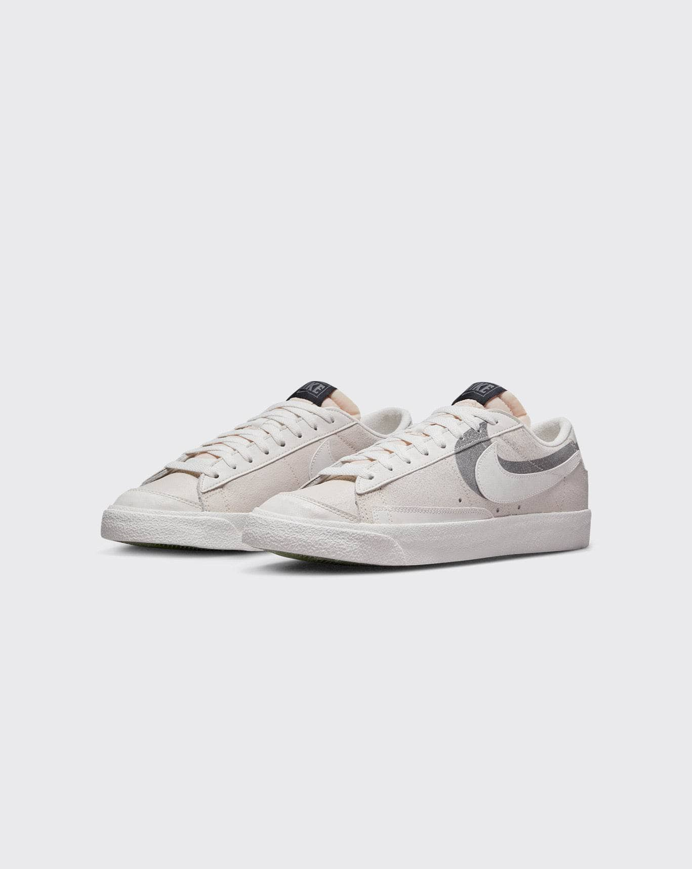 nike blazer low 77 premium