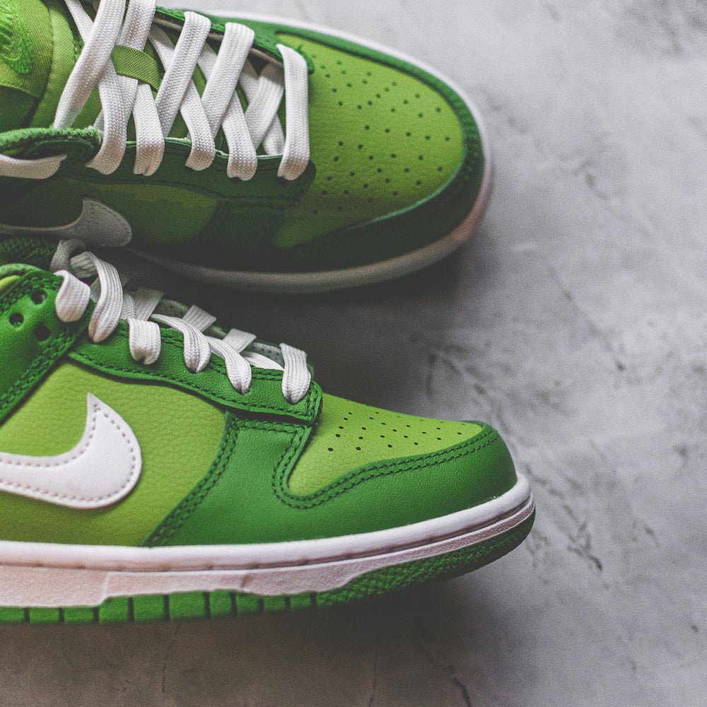 Nike Dunk Low Chlorophyll (GS)