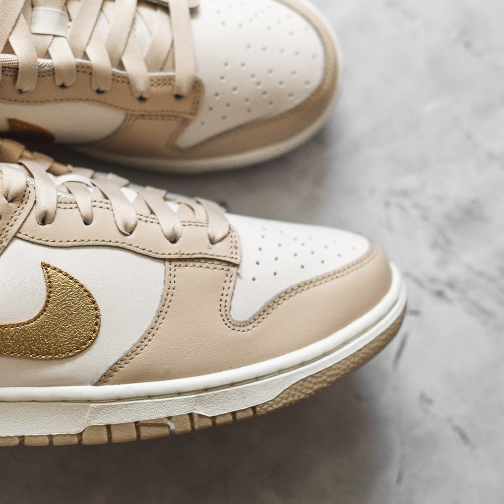 Nike Dunk Low Phantom Metallic Gold (W)