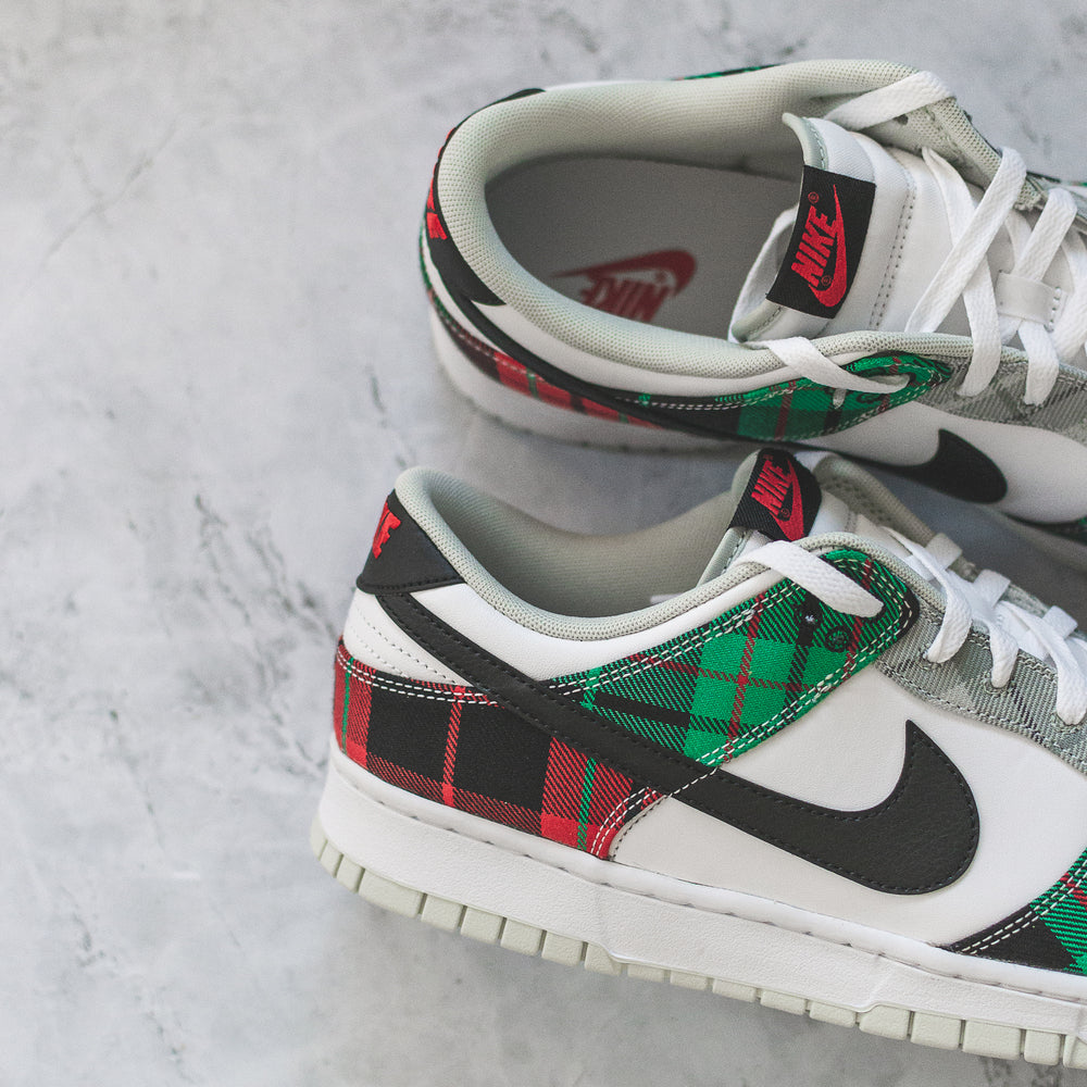 Nike Dunk Low Tartan Plaid