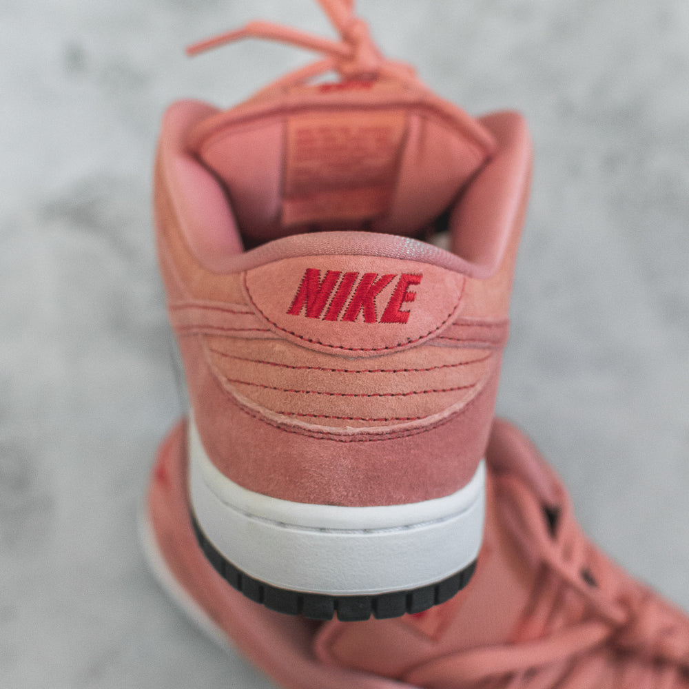 Nike SB Dunk Low Pink Pig