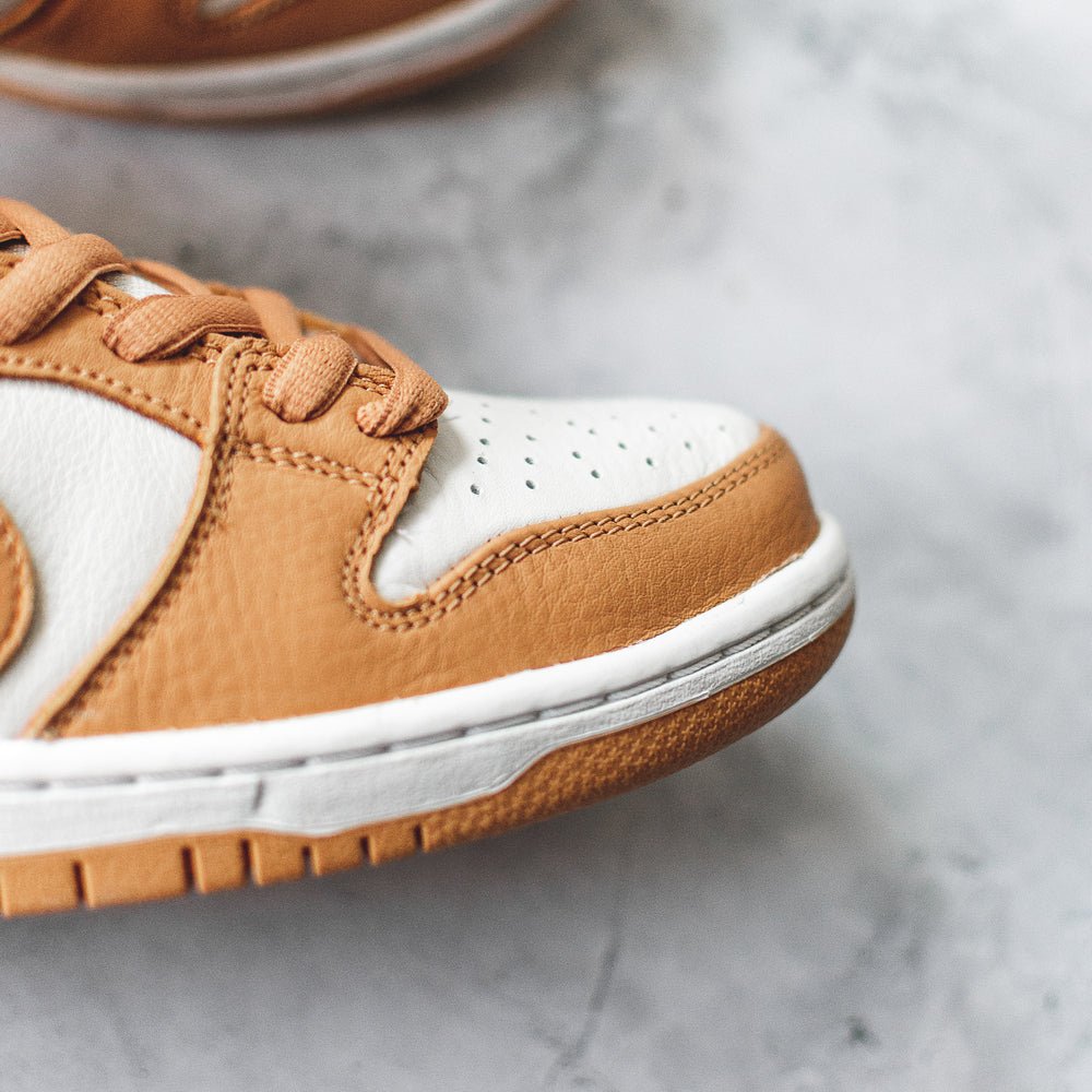 Nike SB Dunk Low Pro Light Cognac