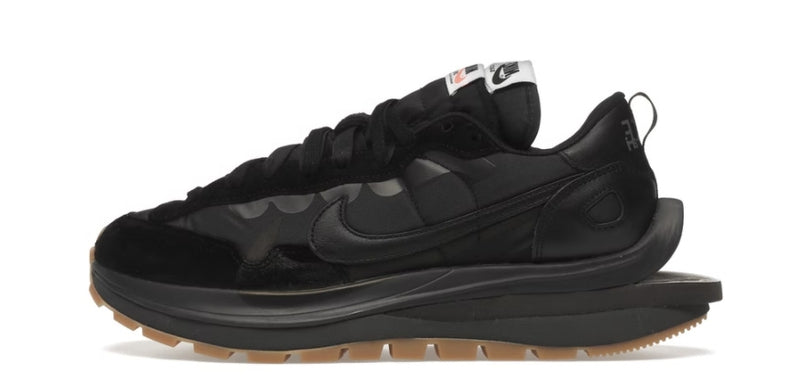 Nike Vaporwaffle sacai Black Gum