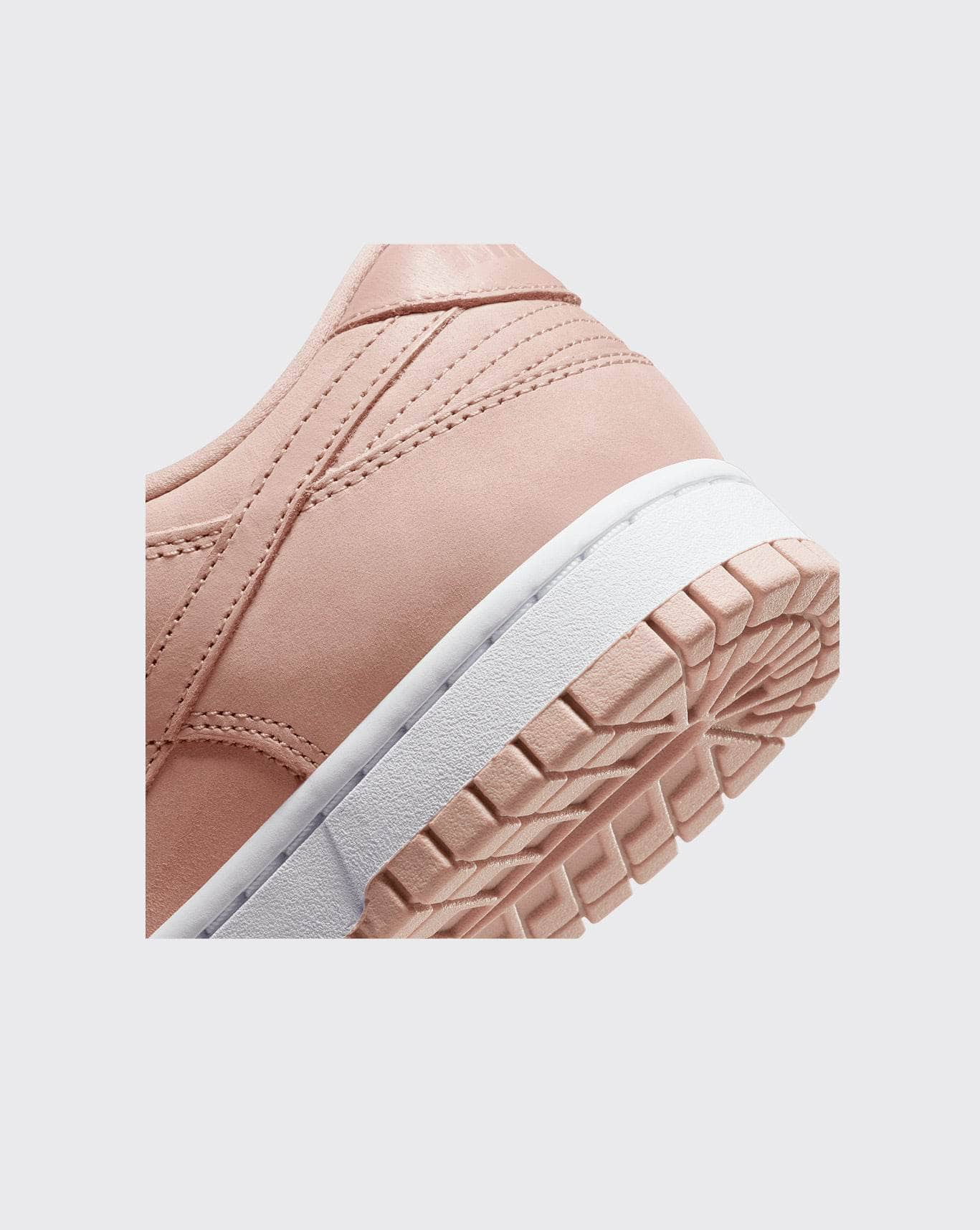 nike womens dunk low premium mf