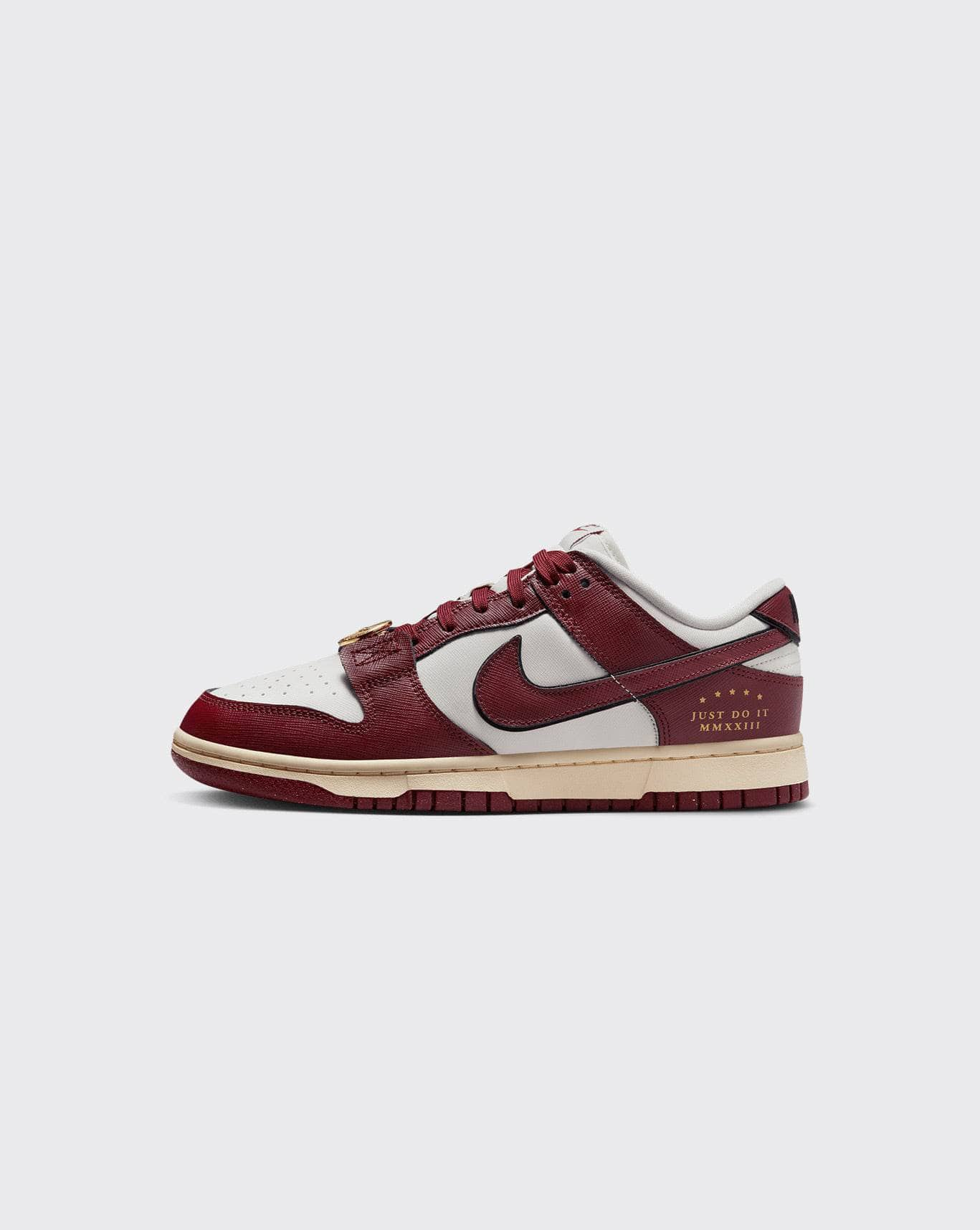 Nike Women’s Dunk Low SE