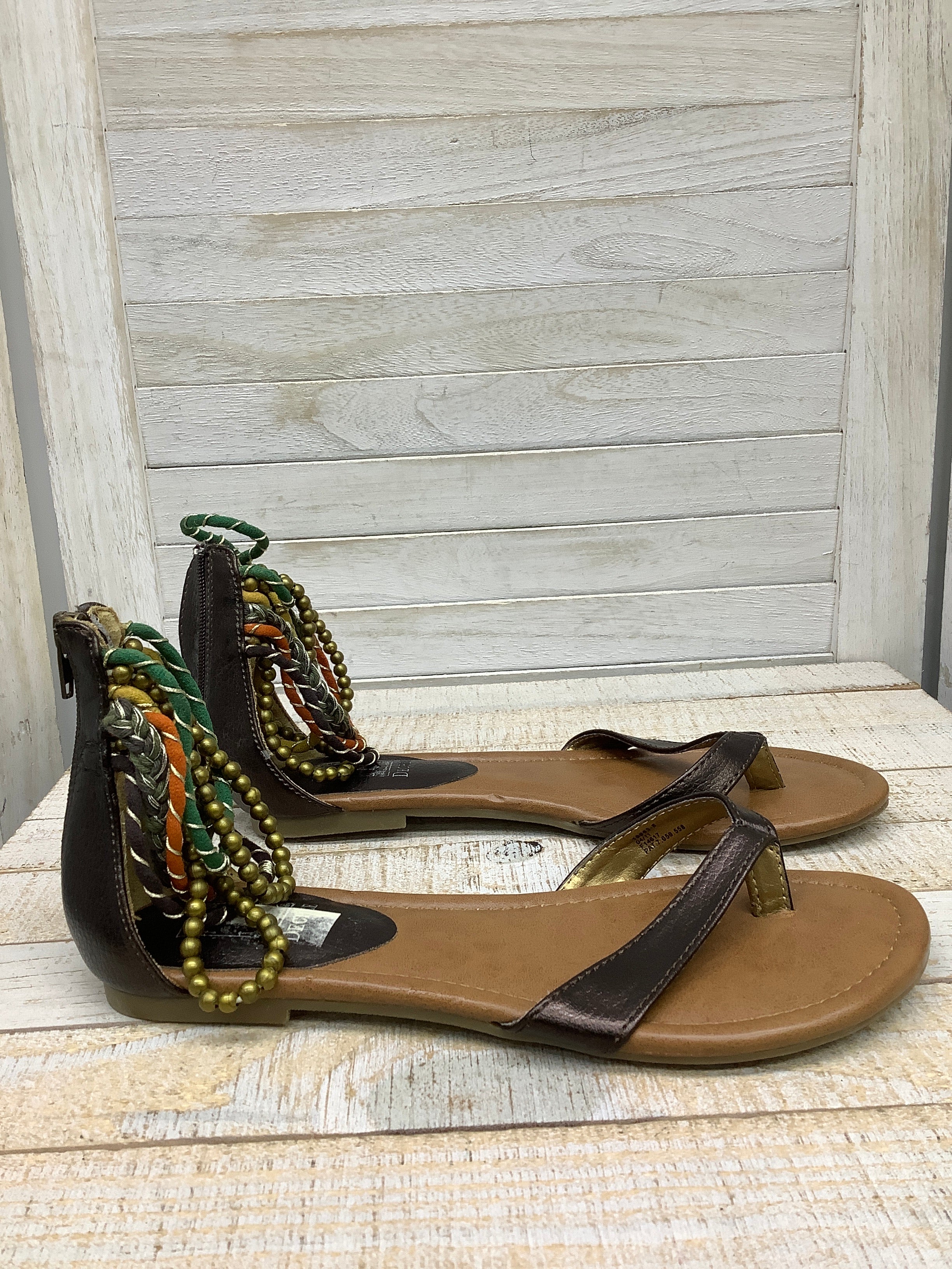 Sandals Flats By Decree  Size: 6.5