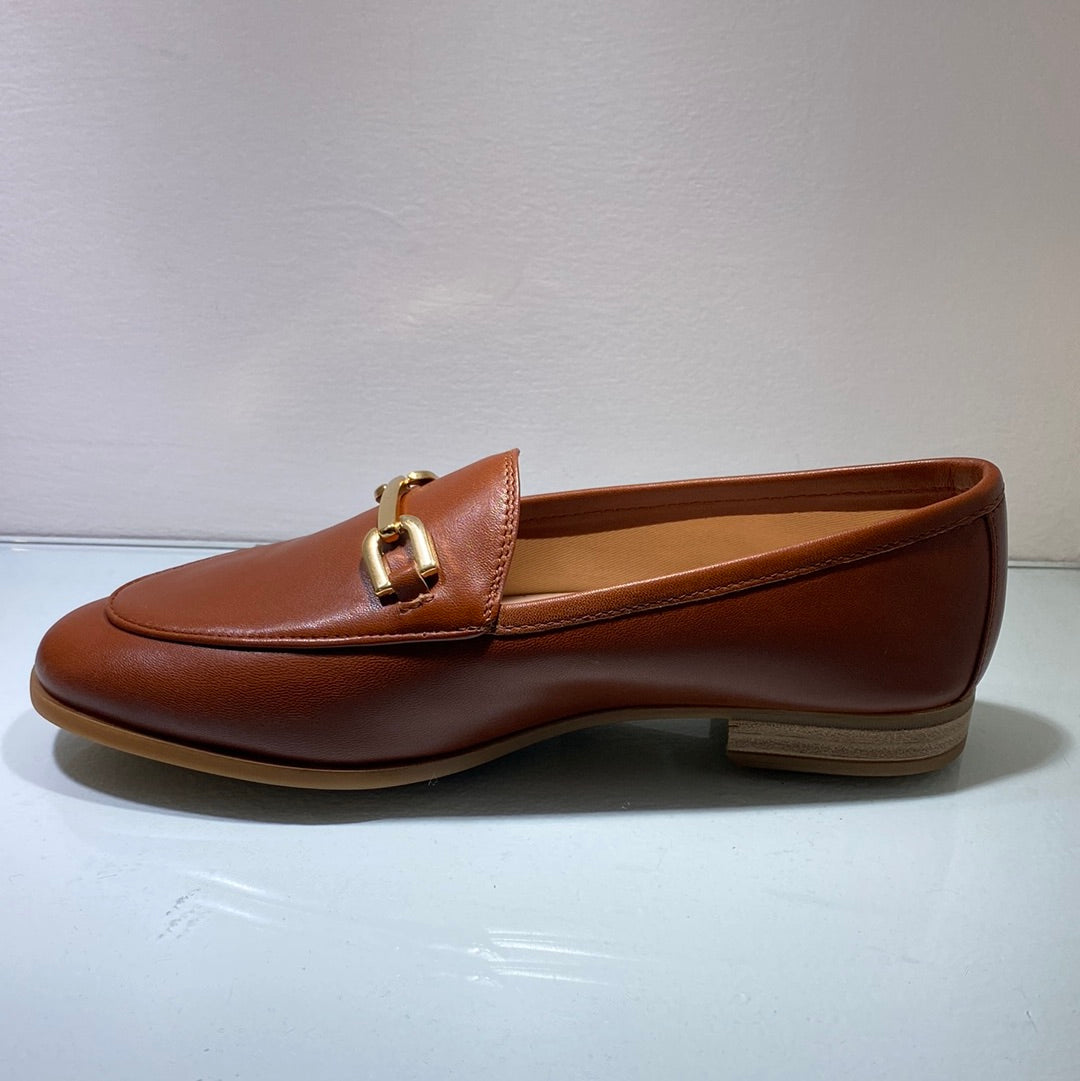 UNISA DALCY LOAFERS + COLOURS