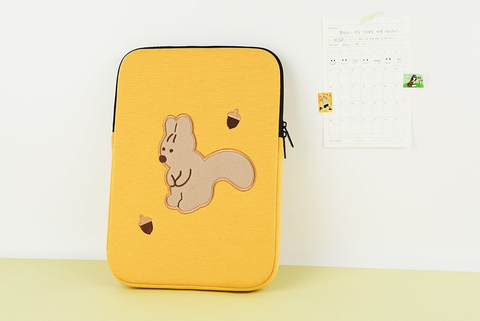 Yellow Orange Squirrel Acorn Laptop Sleeves iPad 11 13 15 inch Cases Protective Covers Purses Skins Handbags Square Cushion Carr